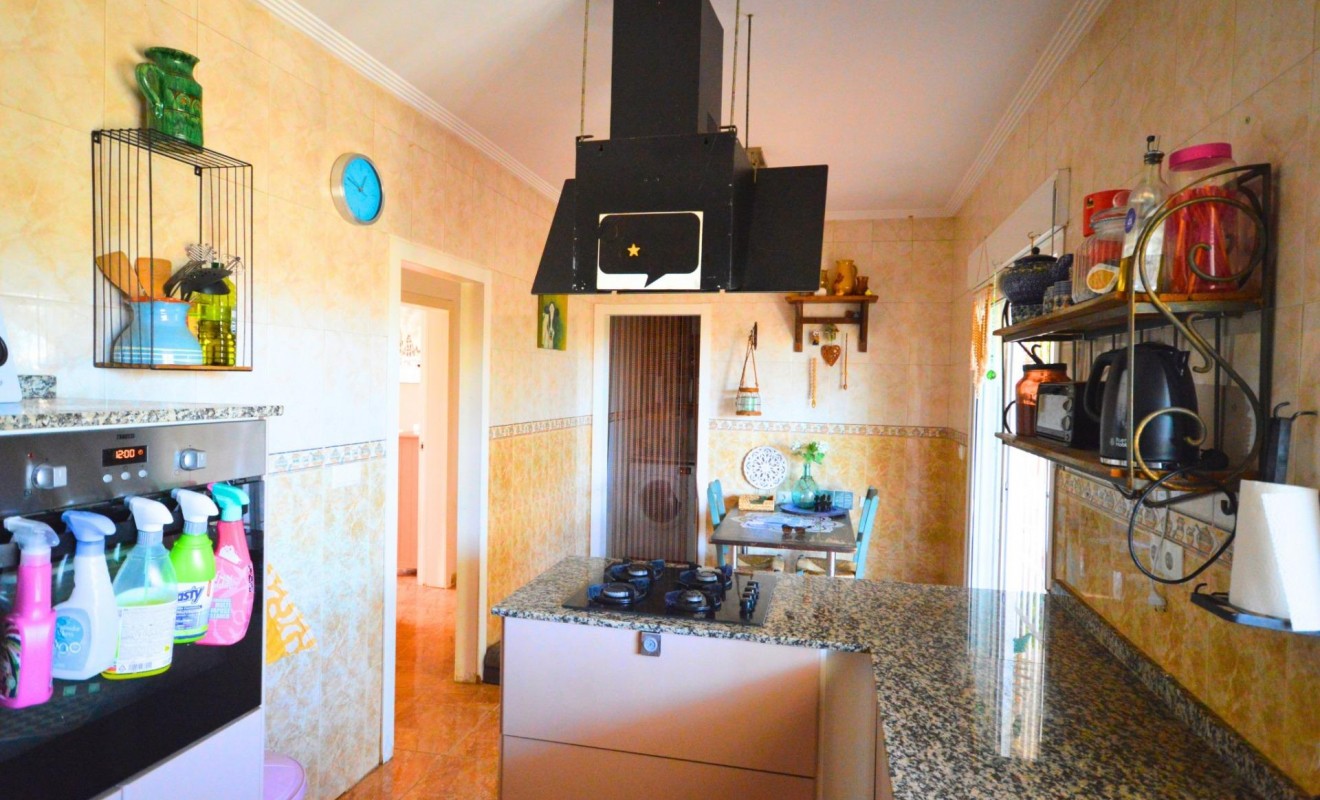 Sale - House - Catral - C- COMUNIDAD VALENCIANA