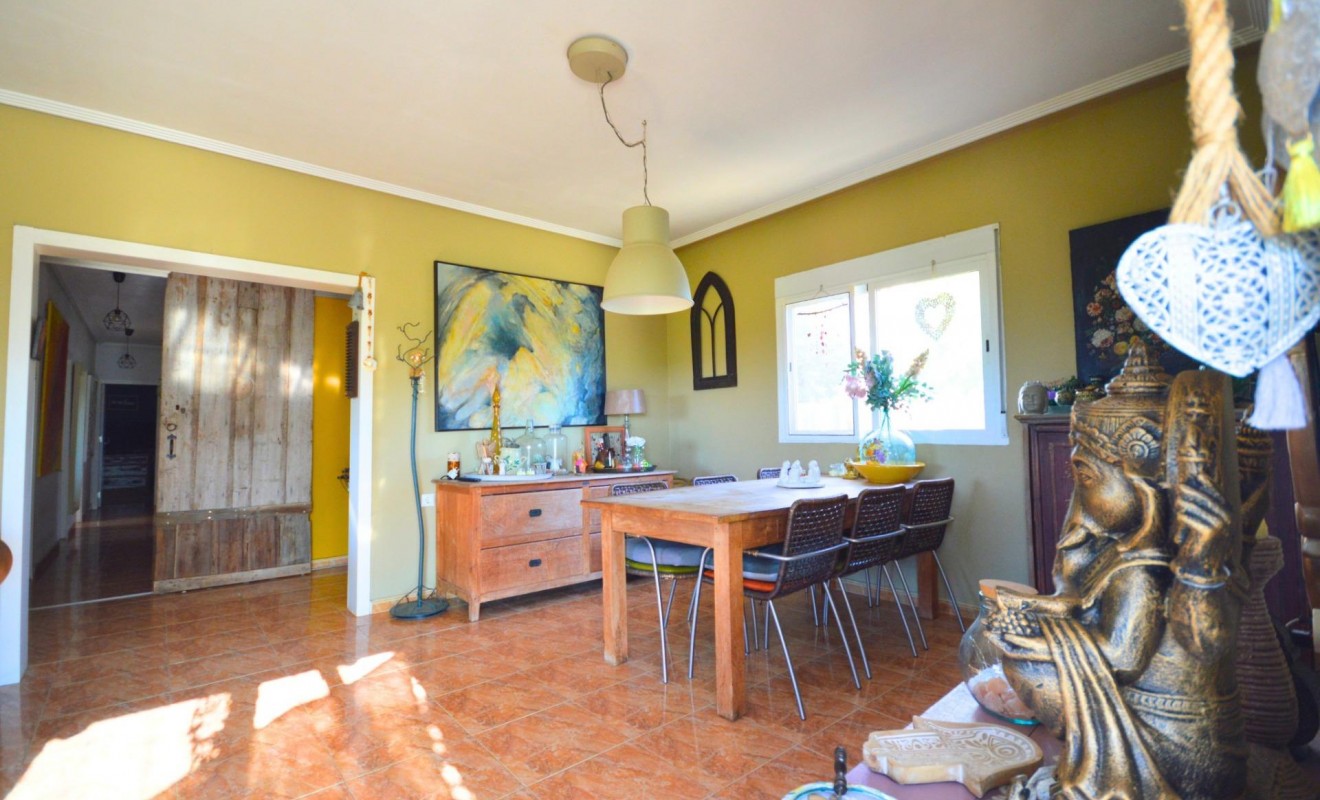 Sale - House - Catral - C- COMUNIDAD VALENCIANA