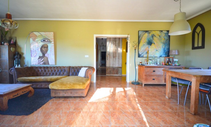 Sale - House - Catral - C- COMUNIDAD VALENCIANA