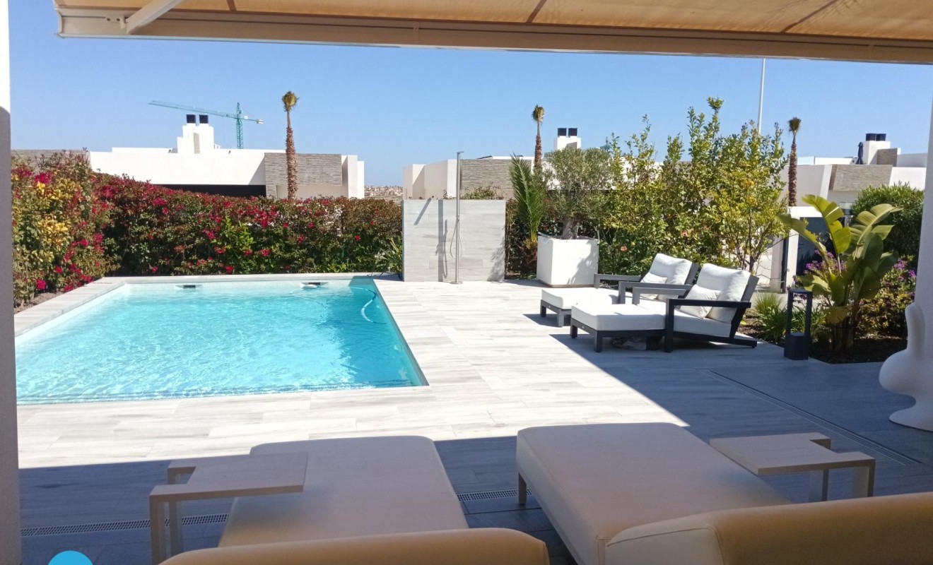 Sale - Villa - Algorfa - Club de Golf La Finca