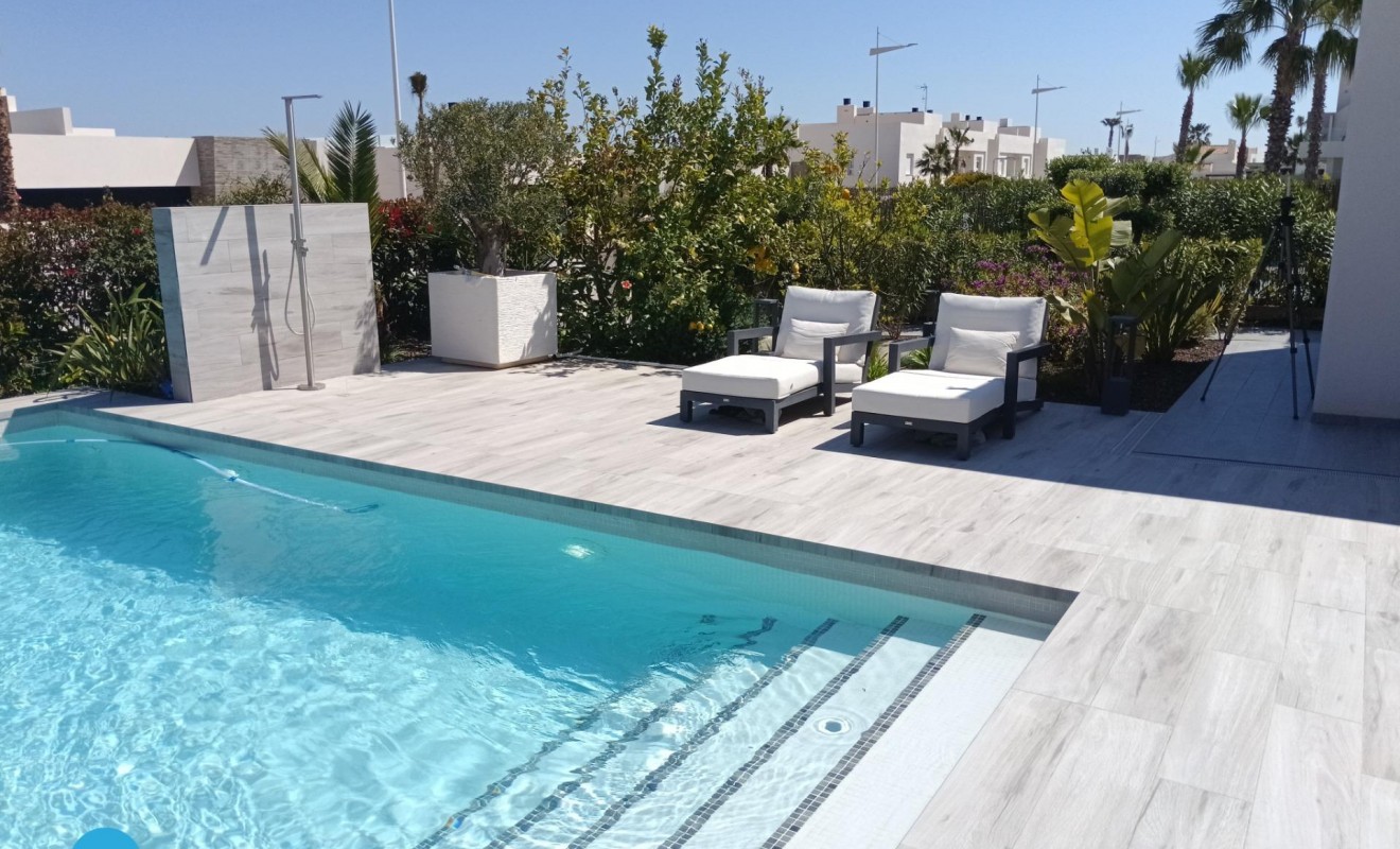 Sale - Villa - Algorfa - Club de Golf La Finca