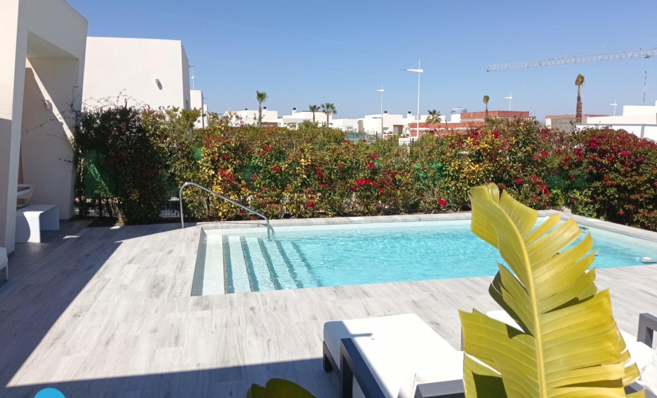 Sale - Villa - Algorfa - Club de Golf La Finca