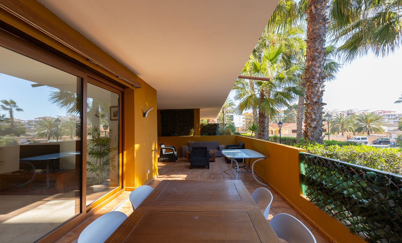 Sale - Apartment - Torrevieja - Punta prima