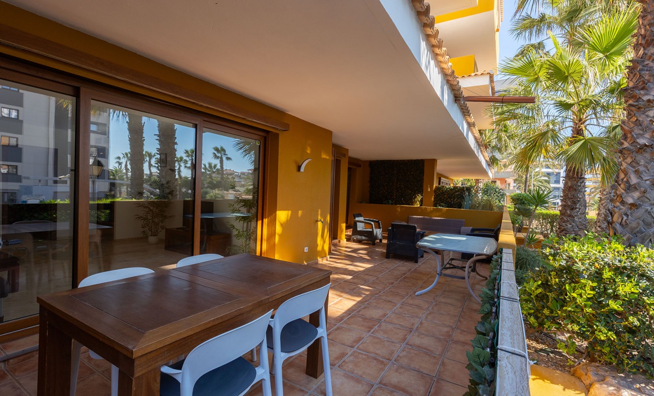 Sale - Apartment - Torrevieja - Punta prima
