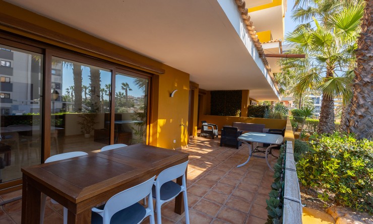 Sale - Apartment - Torrevieja - Punta prima