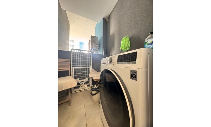 Wederverkoop - Apartment / flat - Benidorm - Zona de Poniente