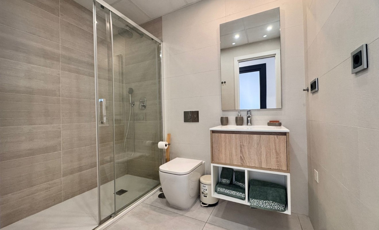 Wederverkoop - Apartment / flat - Benidorm - Zona de Poniente