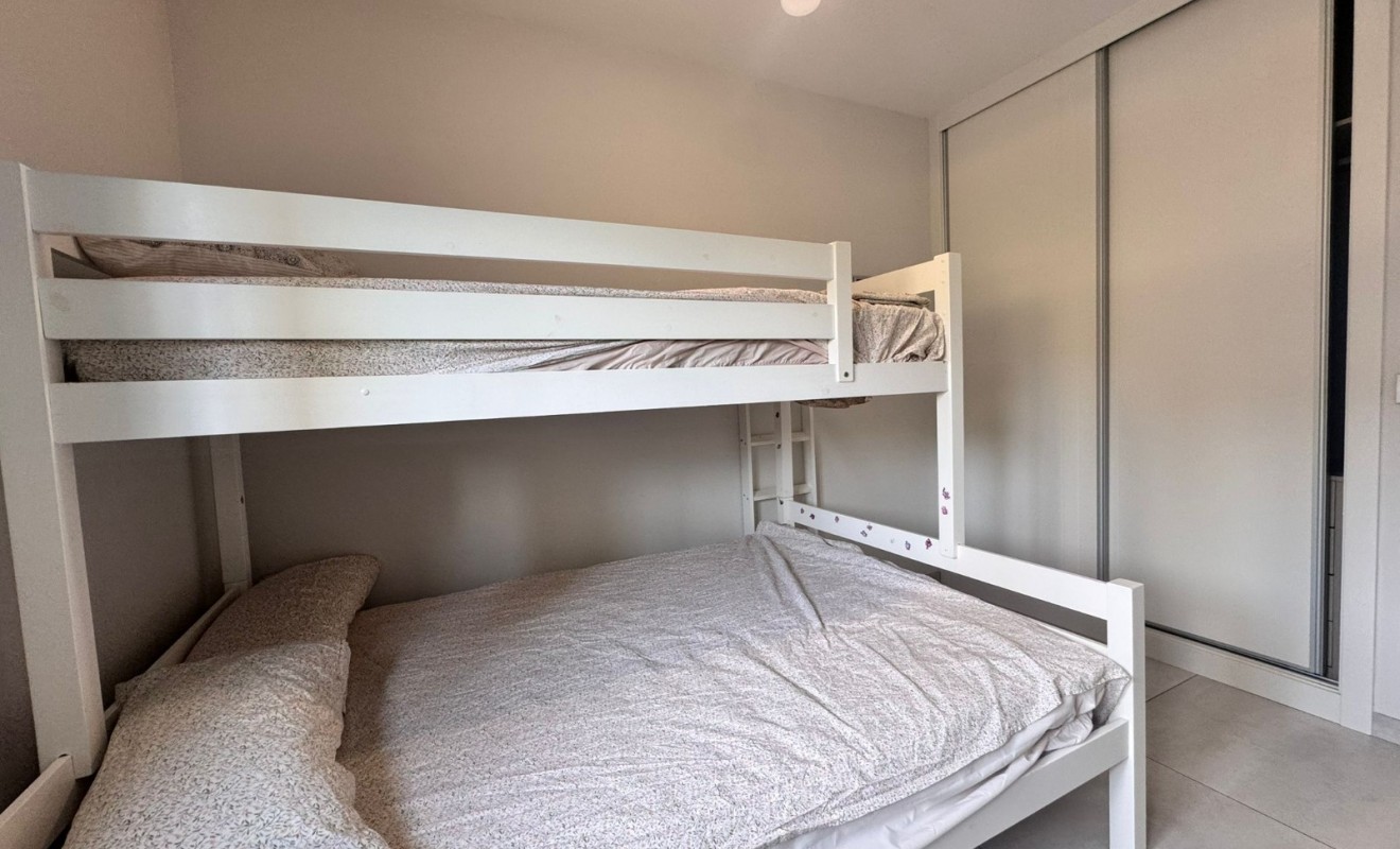 Wederverkoop - Apartment / flat - Benidorm - Zona de Poniente