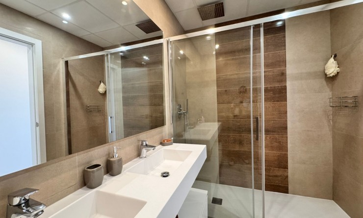 Wederverkoop - Apartment / flat - Benidorm - Zona de Poniente