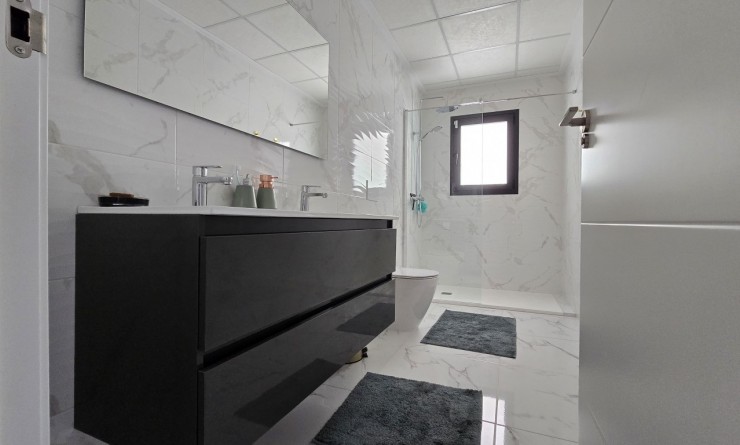 Revente - Villa - Los Montesinos