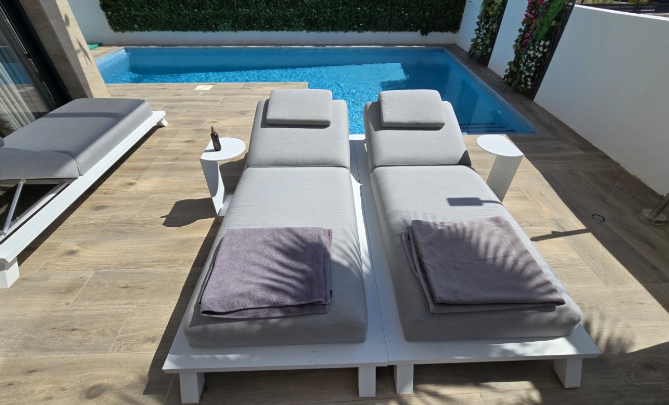 Revente - Villa - Los Montesinos