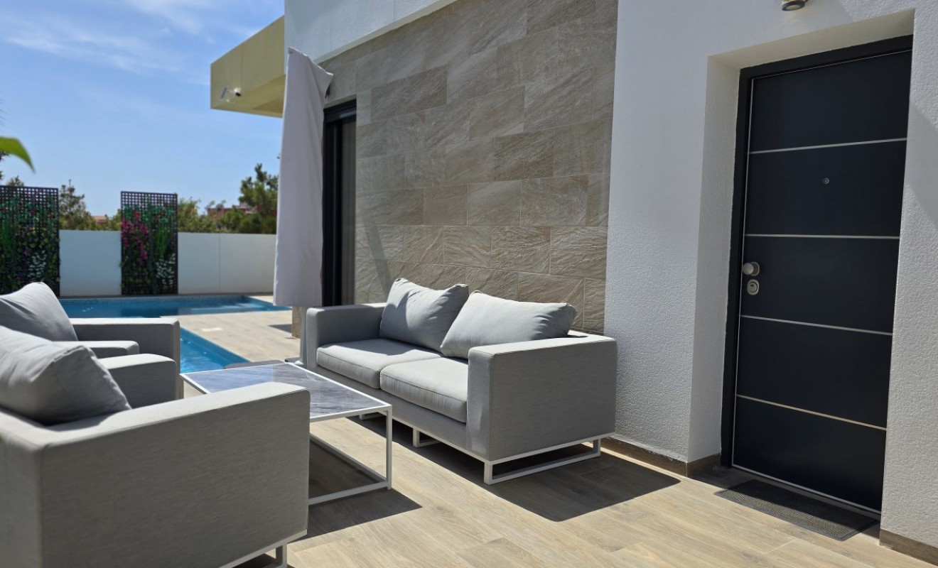 Revente - Villa - Los Montesinos