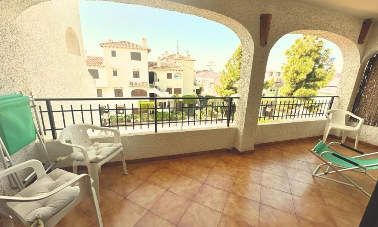 Wederverkoop - Apartment / flat - Orihuela Costa - Cabo roig - La Zenia
