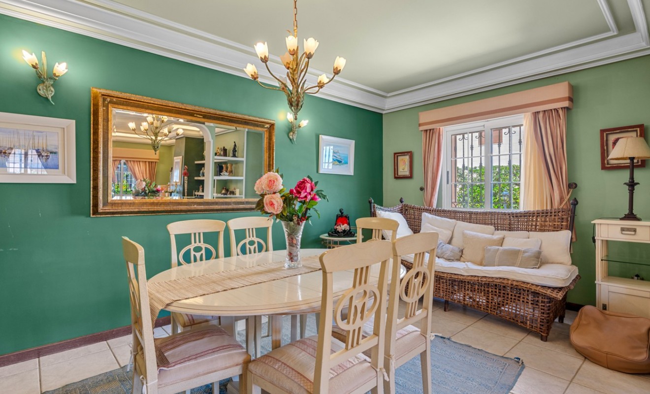 Wederverkoop - Villa - Torrevieja - La Mata