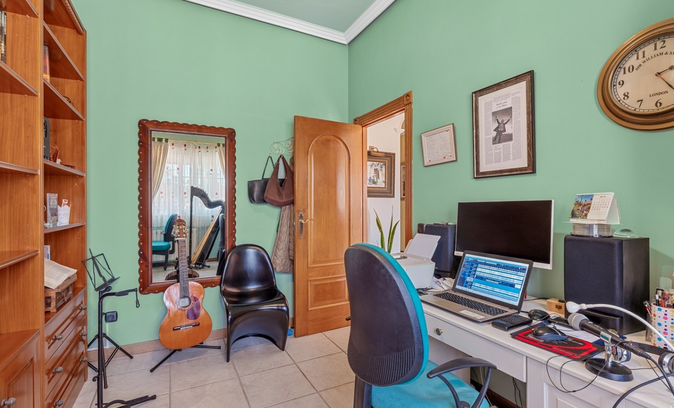 Wederverkoop - Villa - Torrevieja - La Mata