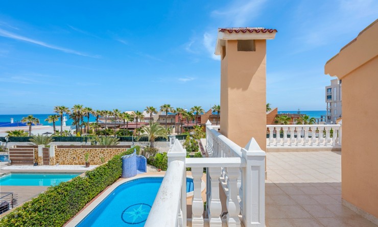 Wederverkoop - Villa - Torrevieja - La Mata