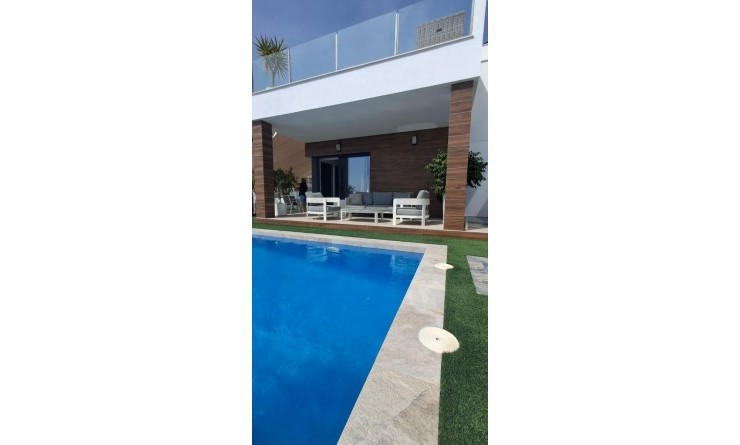 Wederverkoop - Villa - Orihuela - Entre Naranjos Vistabella Golf