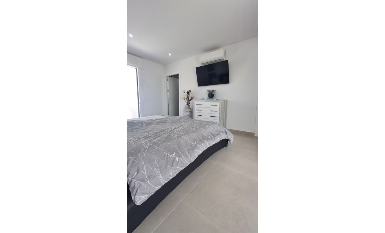 Wederverkoop - Villa - Orihuela - Entre Naranjos Vistabella Golf
