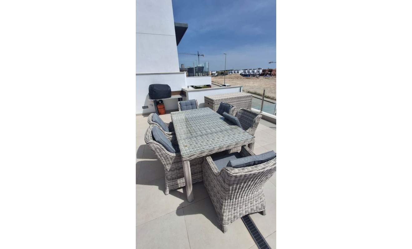 Wederverkoop - Villa - Orihuela - Entre Naranjos Vistabella Golf