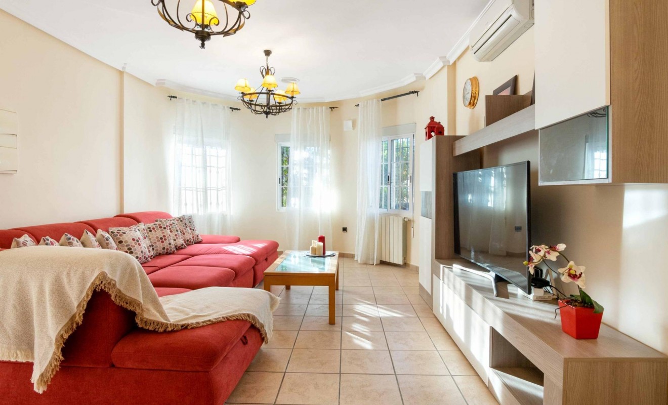 Revente - House - Orihuela Costa - Los Almendros-La Florida