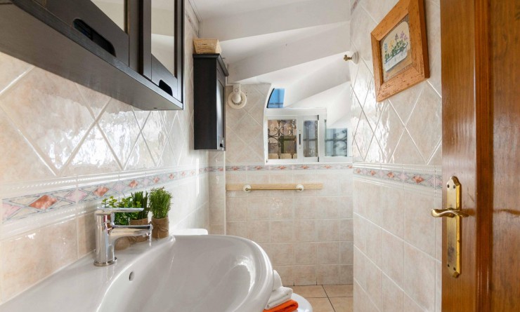 Revente - House - Orihuela Costa - Los Almendros-La Florida