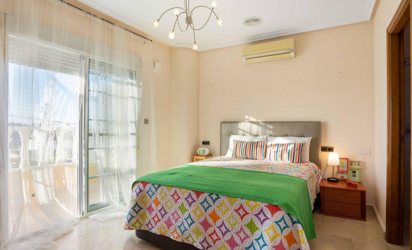 Revente - House - Orihuela Costa - Los Almendros-La Florida