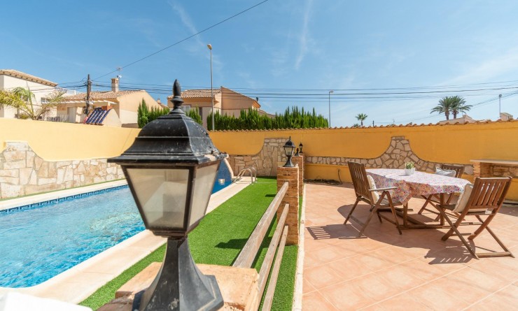 Revente - House - Orihuela Costa - Los Almendros-La Florida