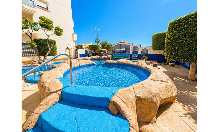 Wederverkoop - Apartamento - Orihuela Costa - Cabo Roig