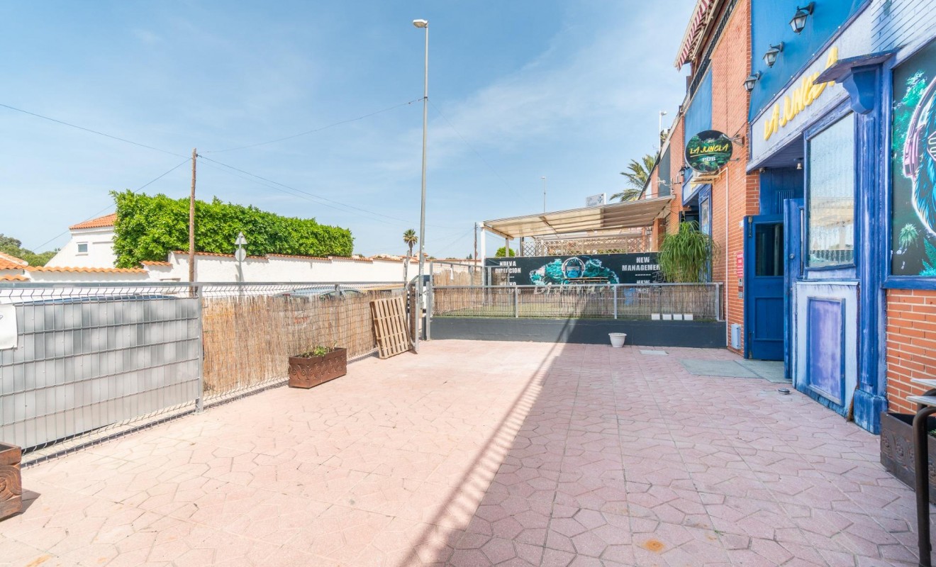 Location longue durée - Commercial Unit - San Fulgencio - Urb. La Marina