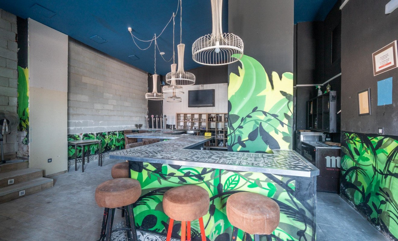 Location longue durée - Commercial Unit - San Fulgencio - Urb. La Marina