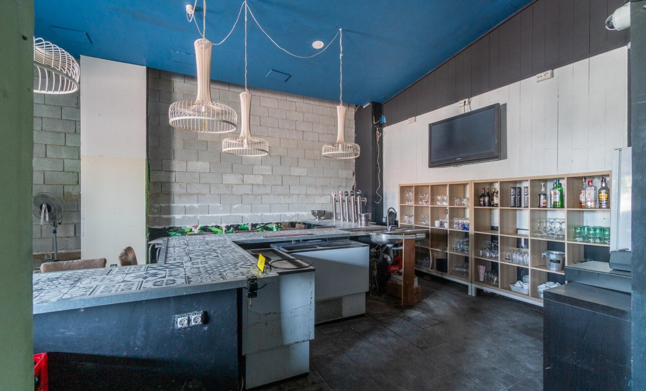 Location longue durée - Commercial Unit - San Fulgencio - Urb. La Marina