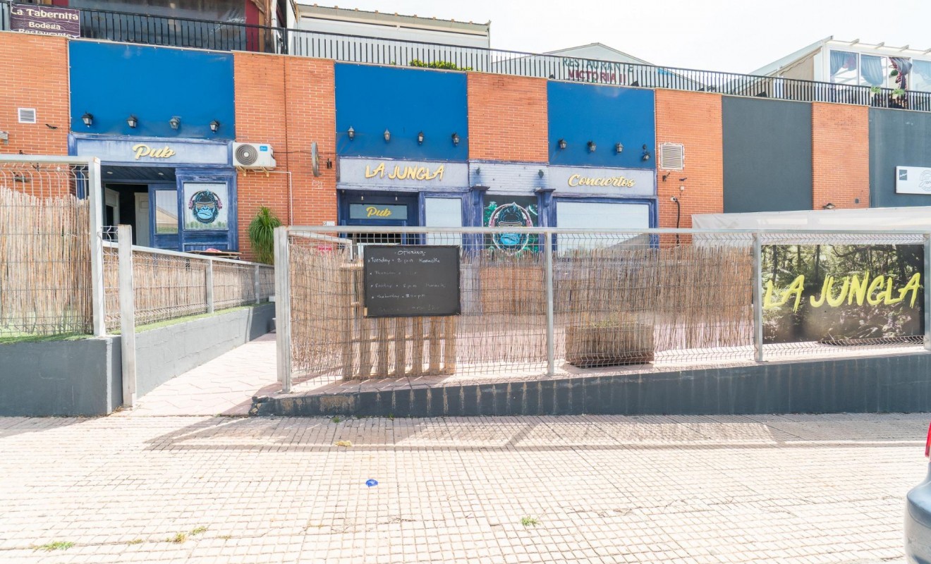 Location longue durée - Commercial Unit - San Fulgencio - Urb. La Marina