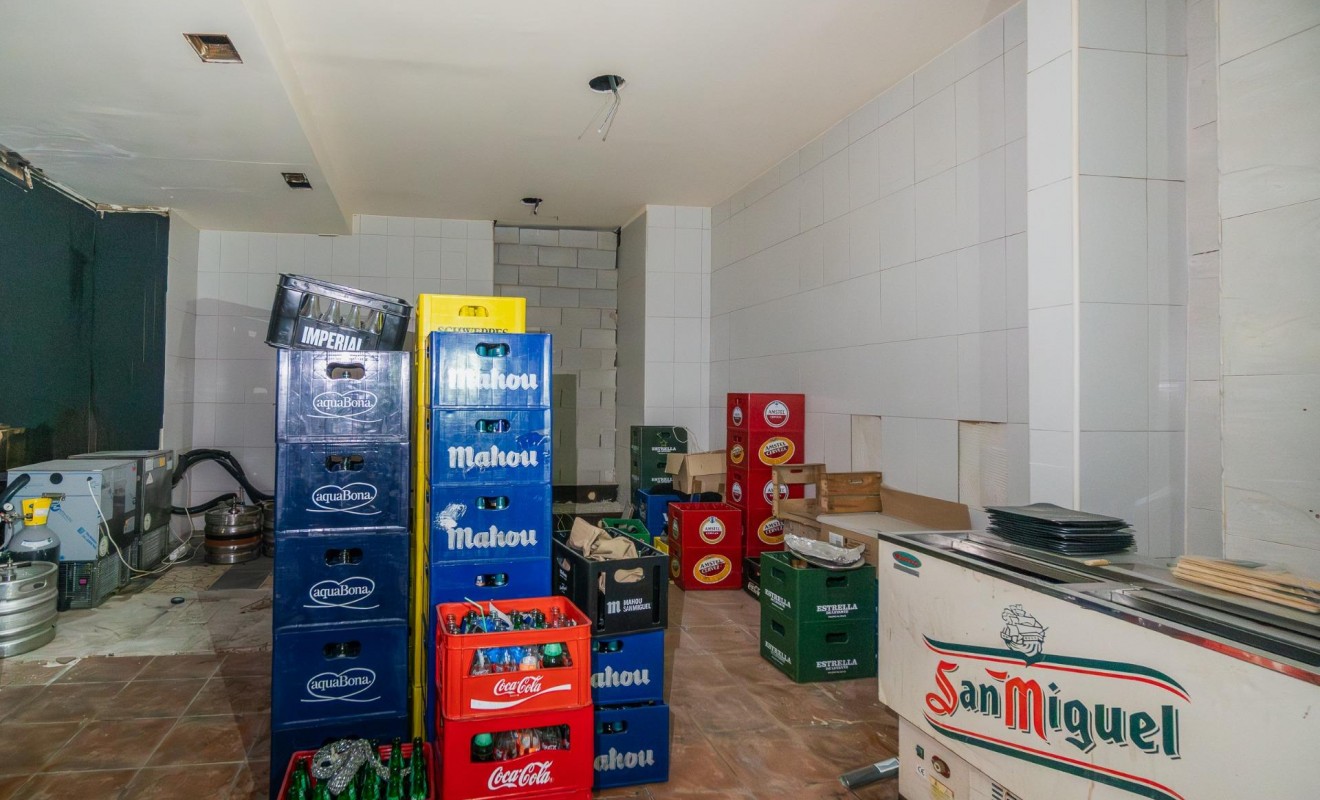 Location longue durée - Commercial Unit - San Fulgencio - Urb. La Marina