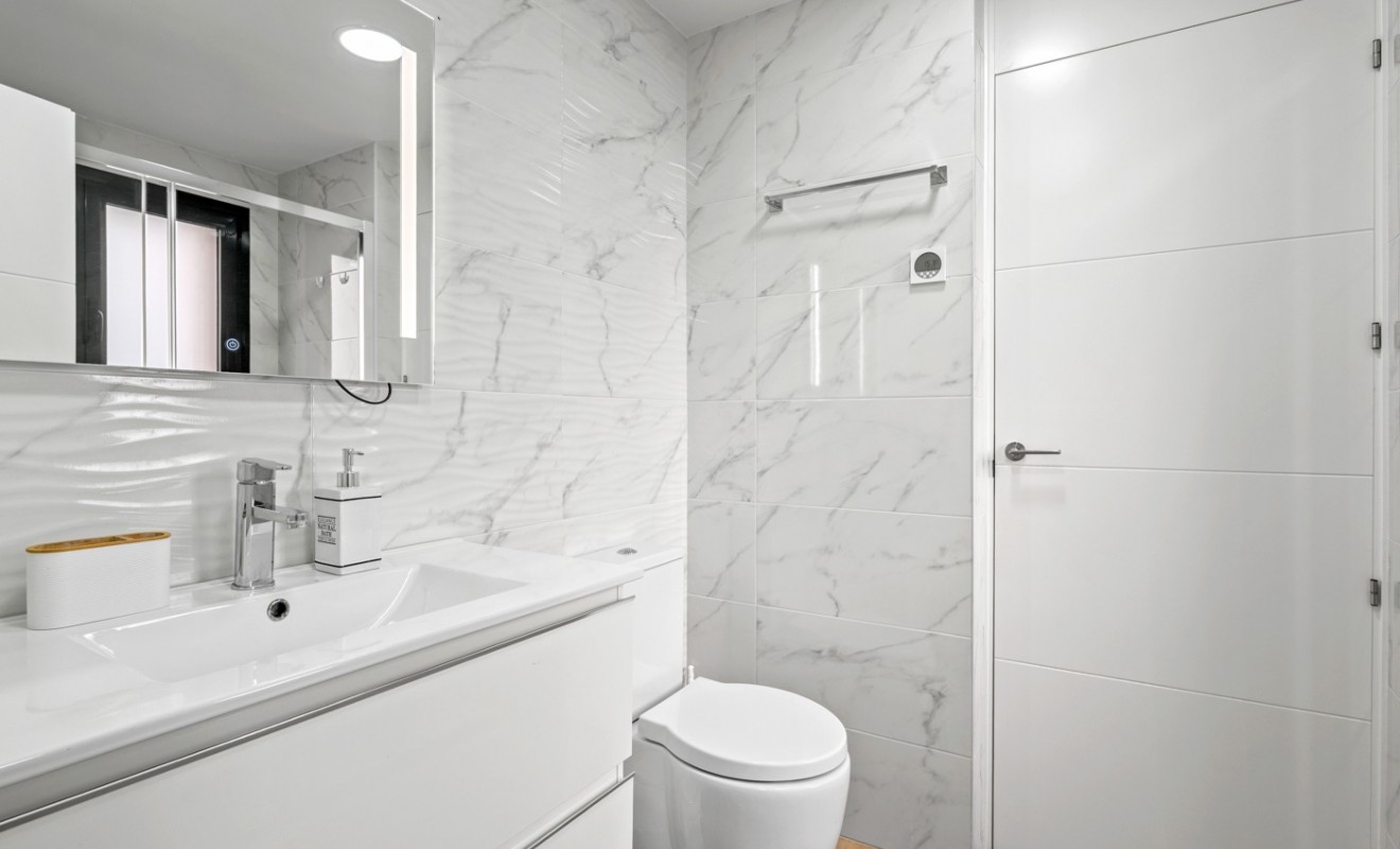 Wederverkoop - Apartments - Orihuela Costa - Villamartín