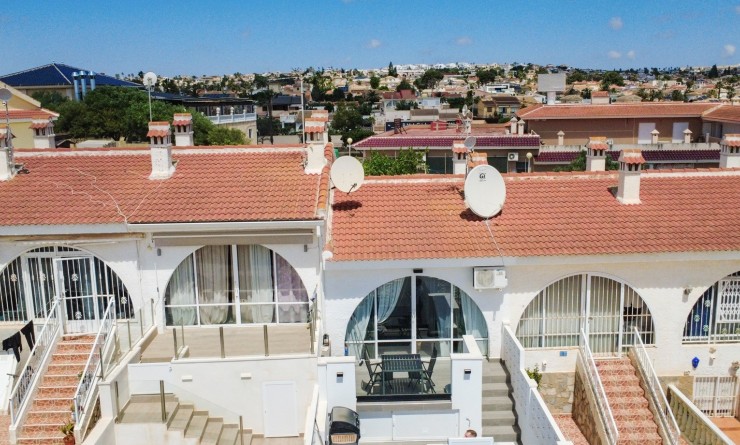 Sale - Bungalow - Ciudad Quesada