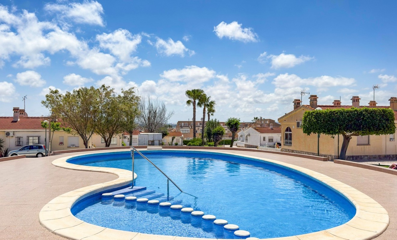 Sale - Bungalow - Ciudad Quesada