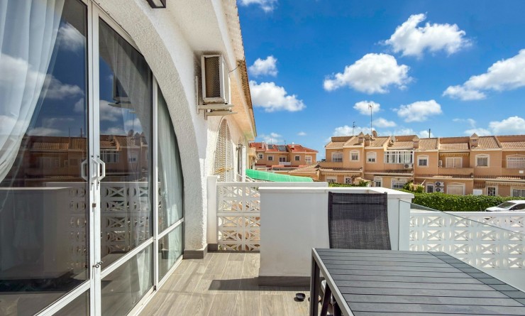 Sale - Bungalow - Ciudad Quesada