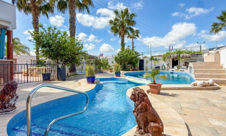 Wederverkoop - Detached villa - Ciudad Quesada
