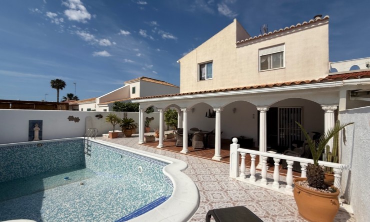 Wederverkoop - Herenhuis - Torrevieja - Costa Blanca Sur
