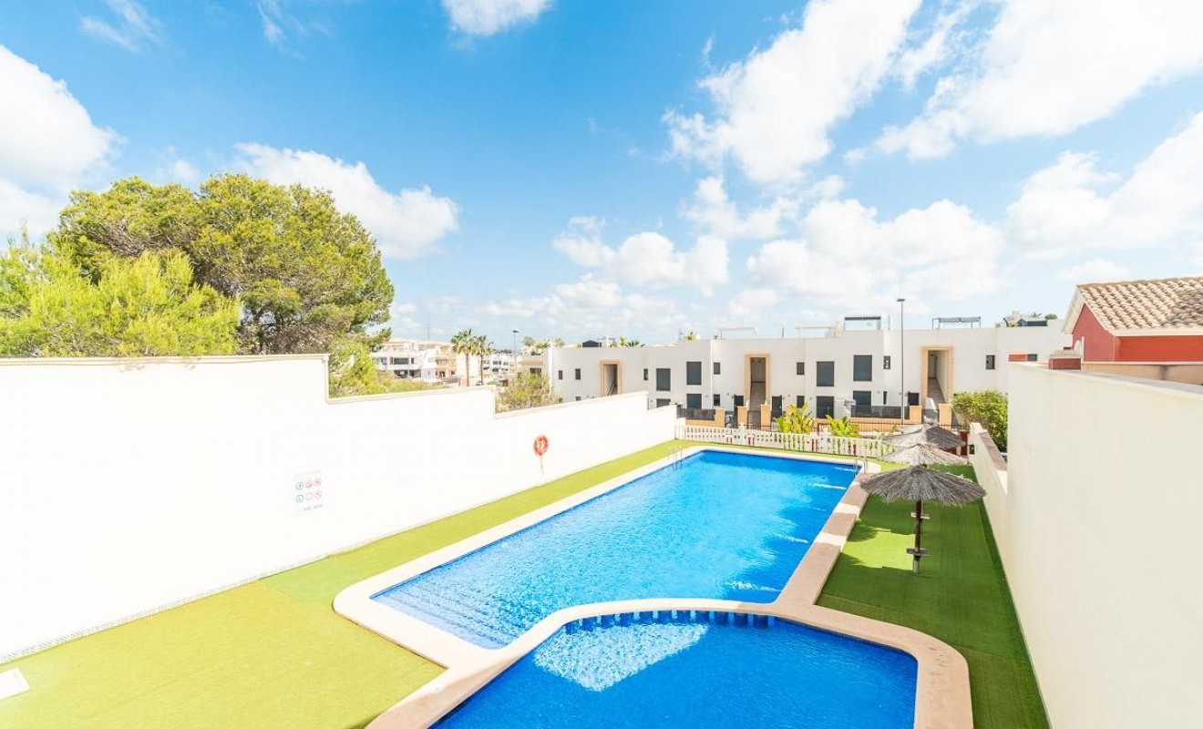 Wederverkoop - Rijwoning - Orihuela Costa - PAU 8