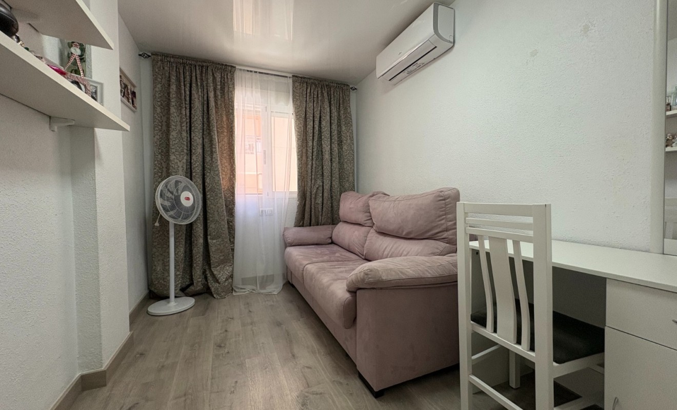 Wederverkoop - Apartments - Torrevieja - Centro