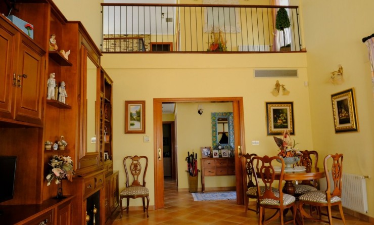 Wederverkoop - Finca / Country Property - Orihuela
