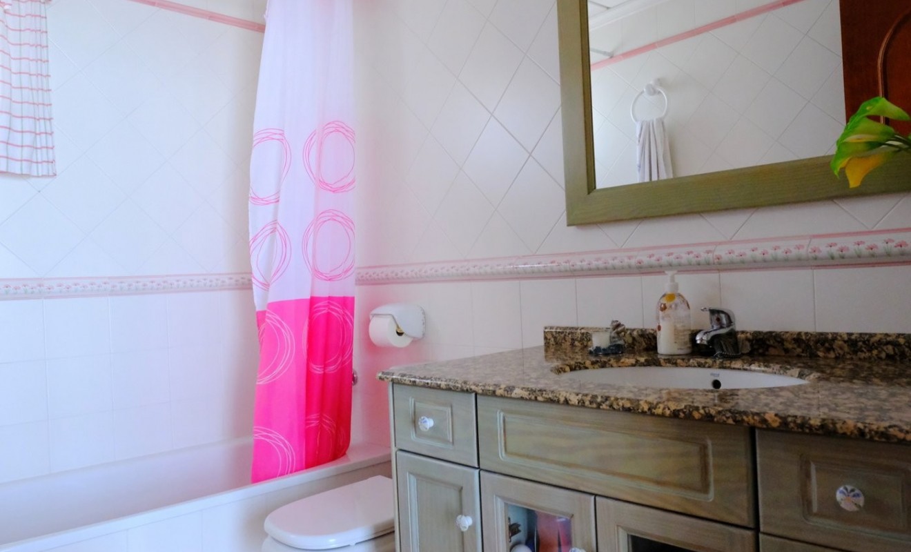 Wederverkoop - Finca / Country Property - Orihuela