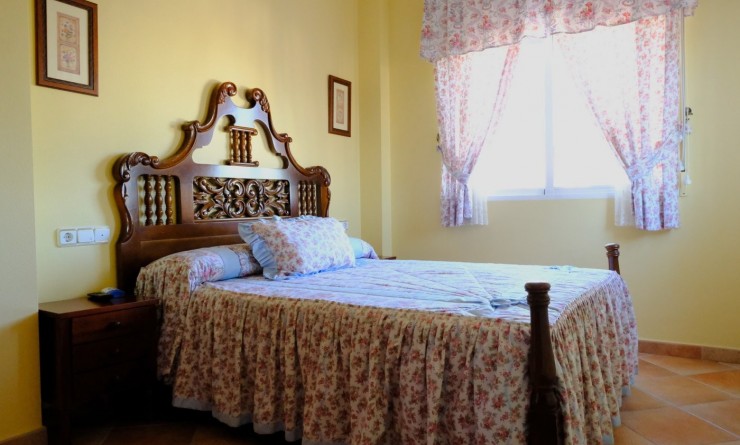 Wederverkoop - Finca / Country Property - Orihuela