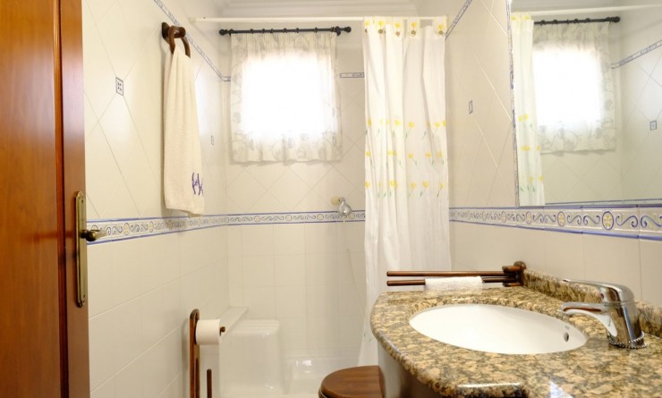 Wederverkoop - Finca / Country Property - Orihuela