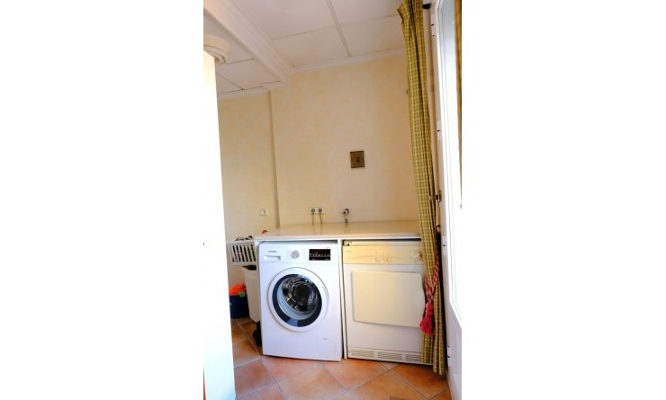 Wederverkoop - Finca / Country Property - Orihuela
