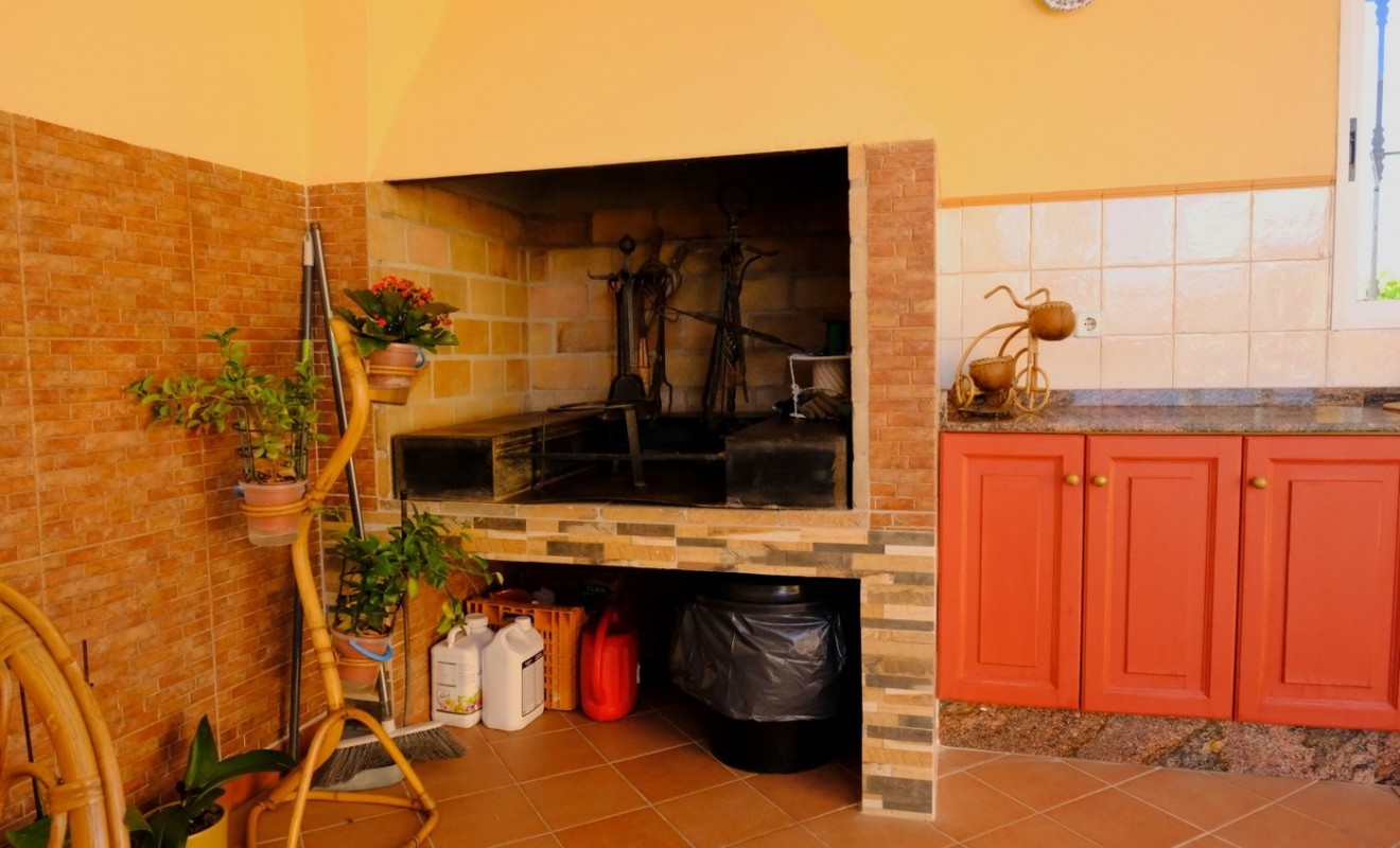 Wederverkoop - Finca / Country Property - Orihuela