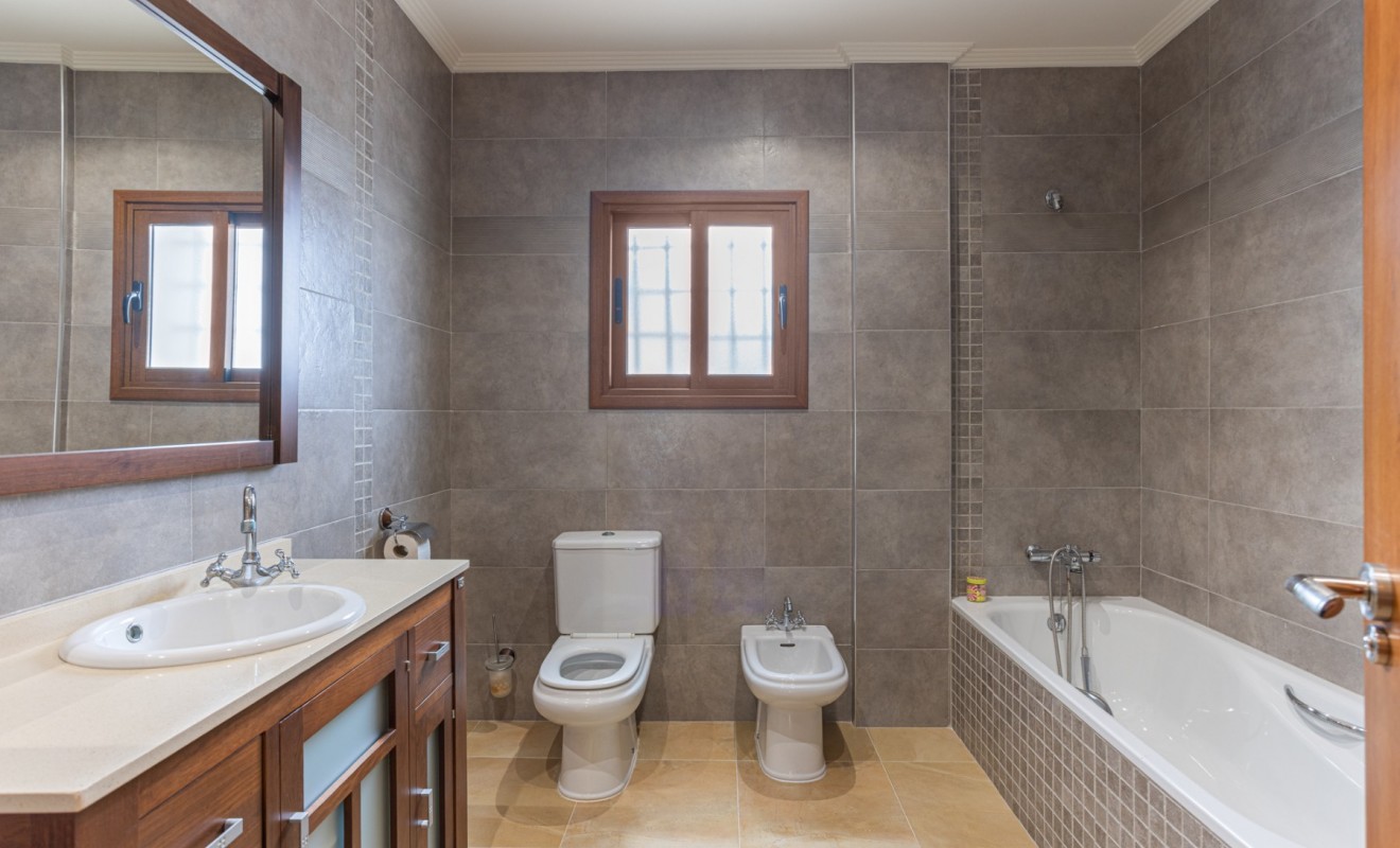 Revente - Detached villa - Los Montesinos - La herrada