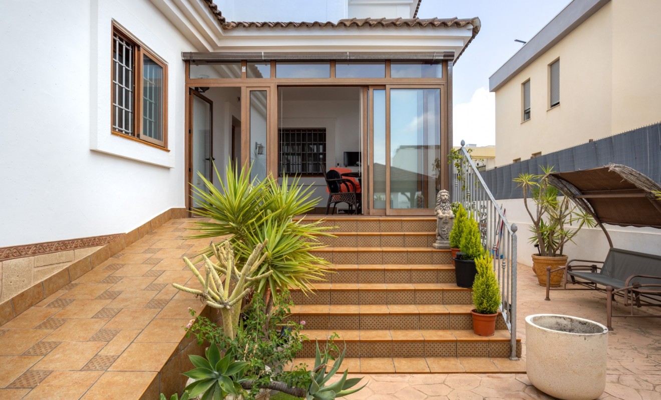Revente - Detached villa - Los Montesinos - La herrada