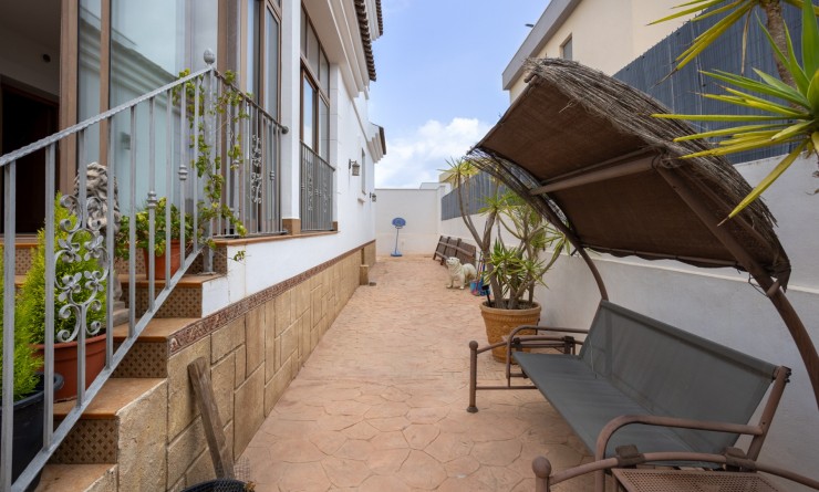 Revente - Detached villa - Los Montesinos - La herrada